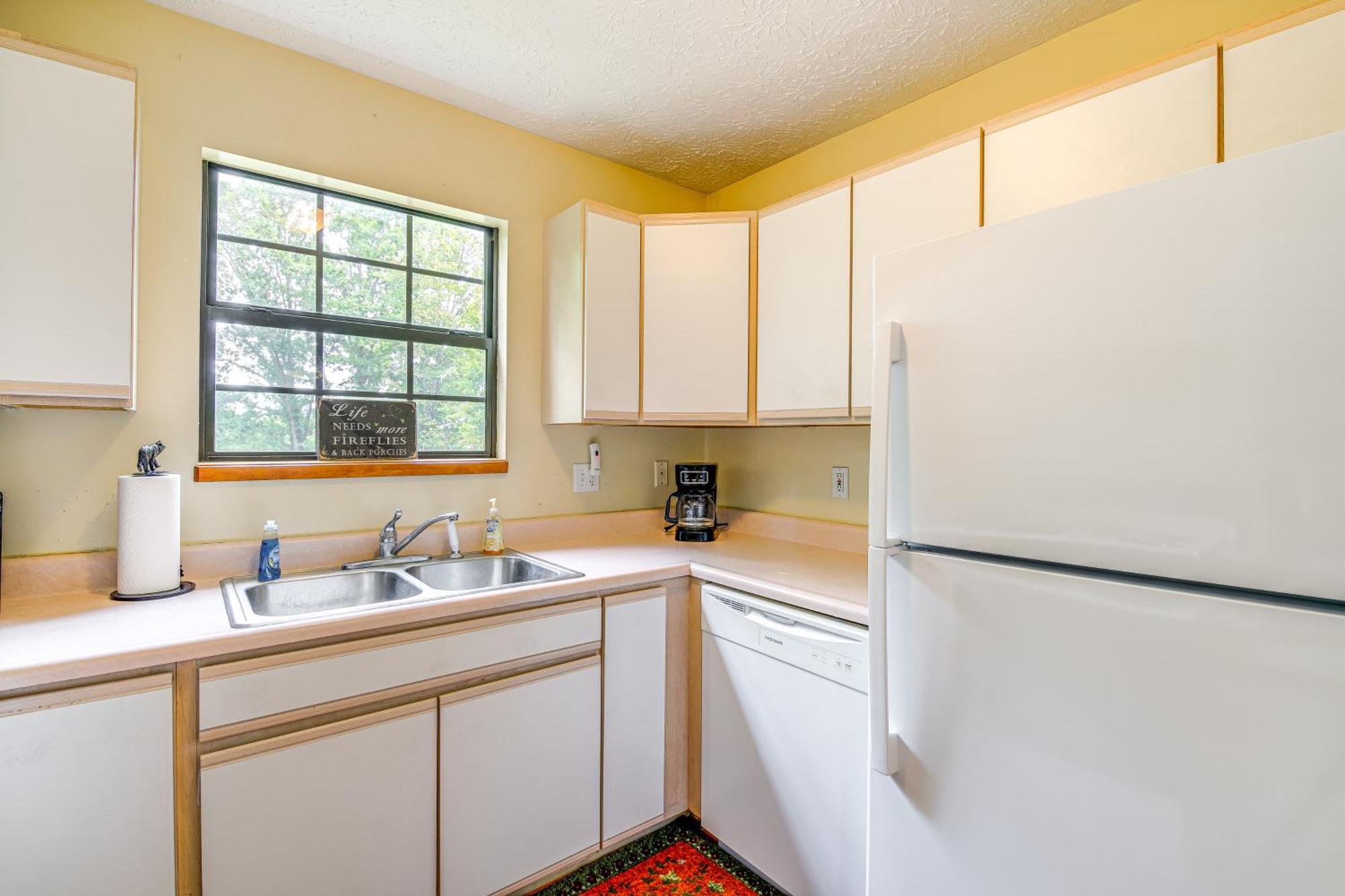 Pet-Friendly Sevierville Rental With Private Hot Tub Экстерьер фото