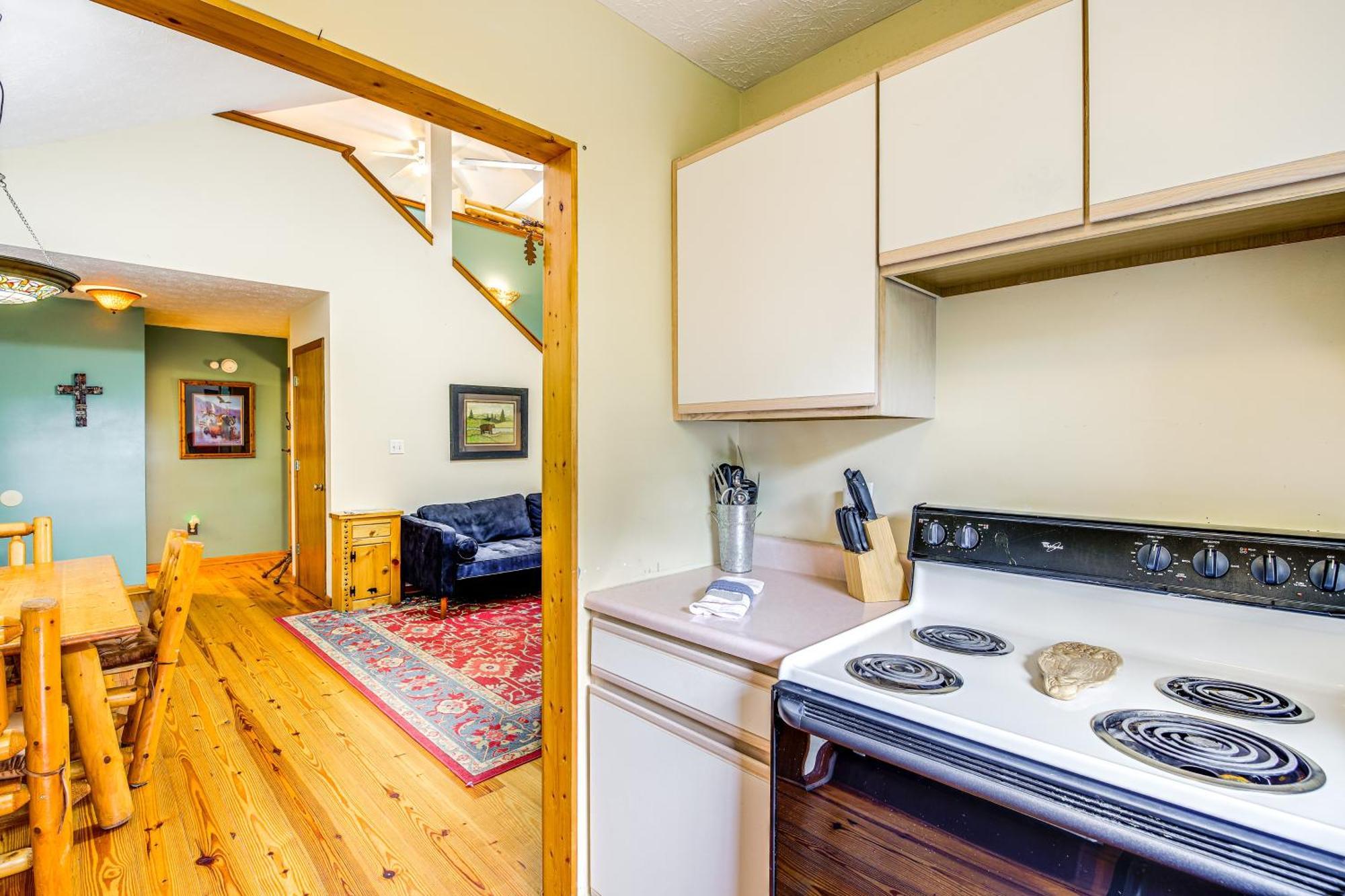 Pet-Friendly Sevierville Rental With Private Hot Tub Экстерьер фото