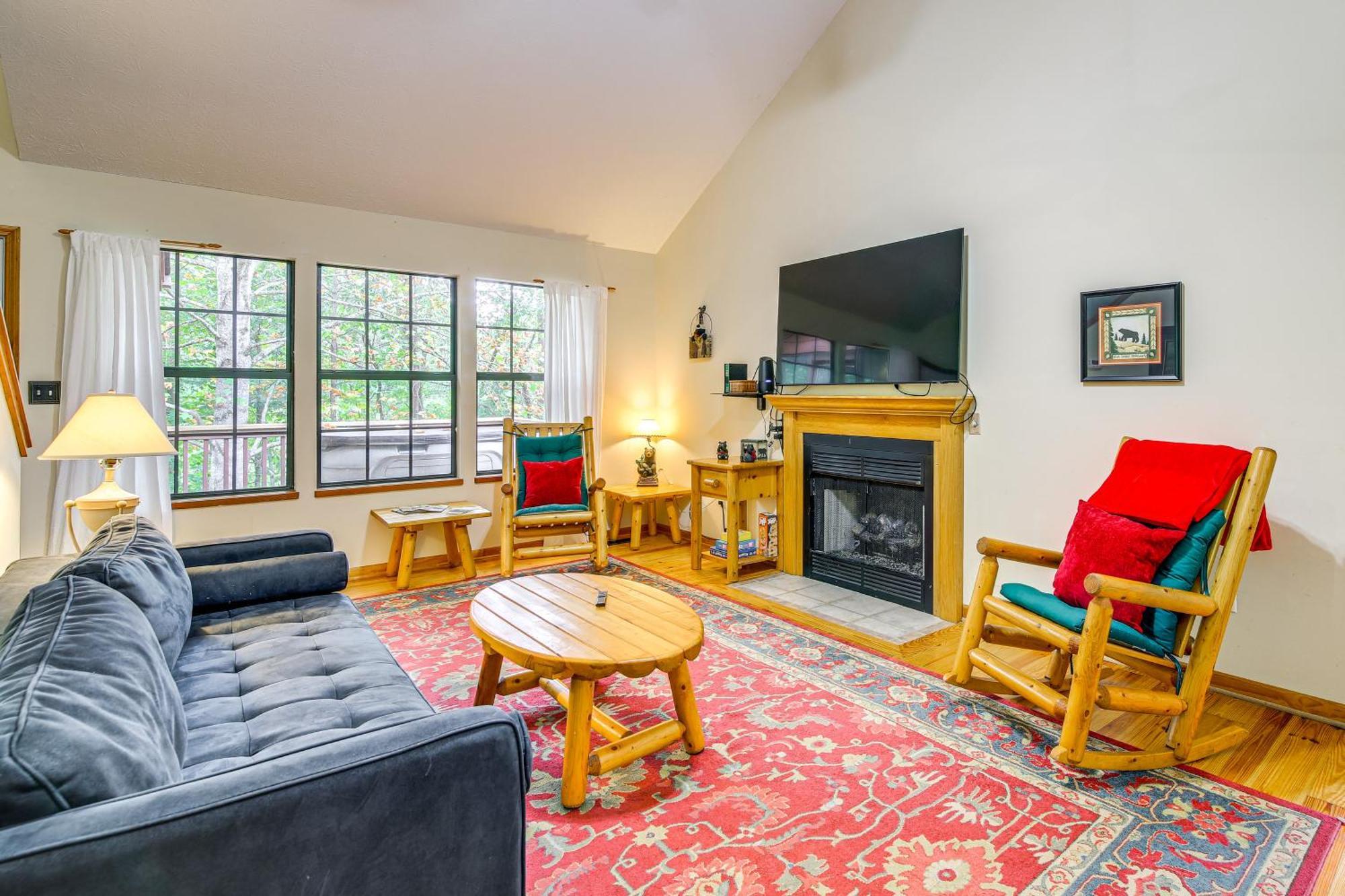 Pet-Friendly Sevierville Rental With Private Hot Tub Экстерьер фото